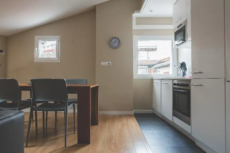 Pamplonapartments Mercaderes 0*, Pamplona Spain